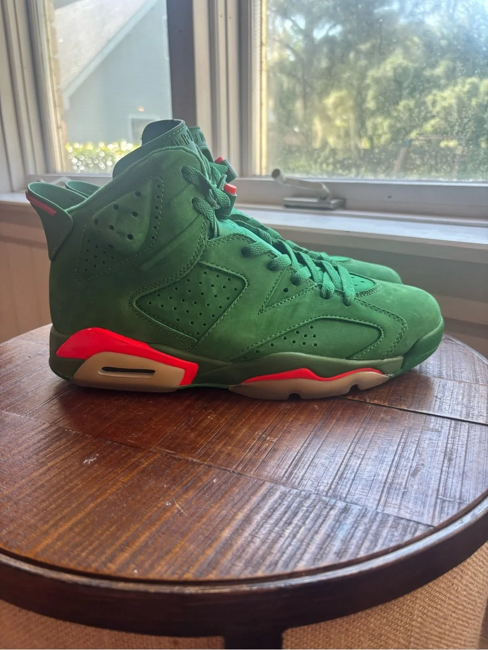 Air Jordan 6 Retro NRG - Green Suede Gatorade - Size 11 with box